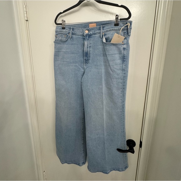 NWT Mothers Twisted Flood jeans in lost art wash - Picture 7 of 7